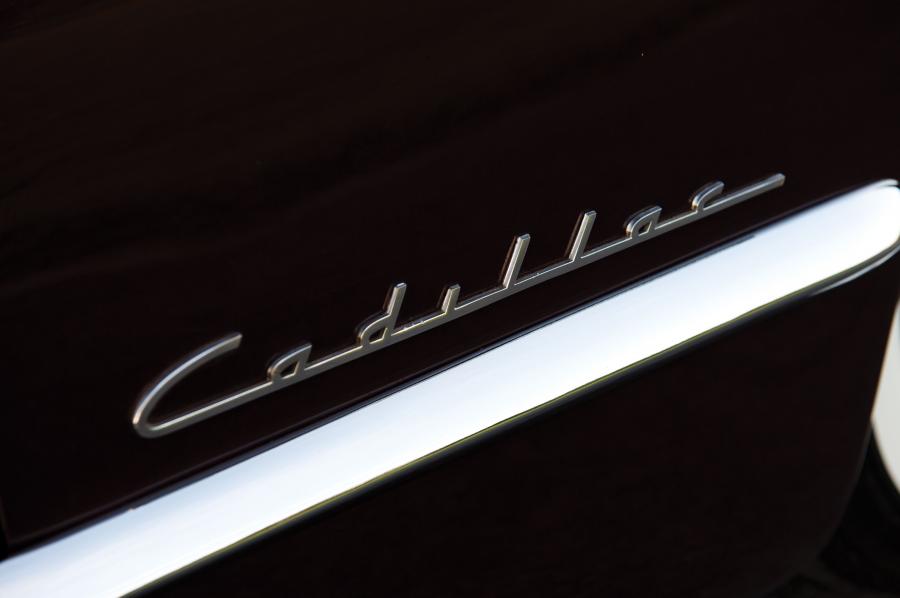  Cadillac Series 62 Convertible Coupe 1947 года  (фото 22 из 32)